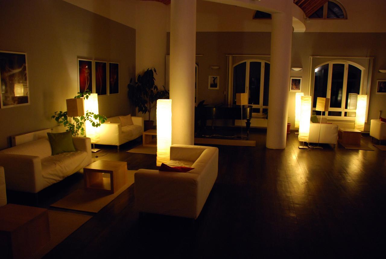 The Zen Hotel - Posticum 오라데아 외부 사진