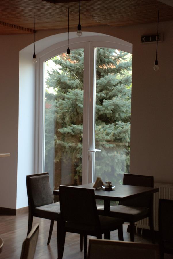 The Zen Hotel - Posticum 오라데아 외부 사진